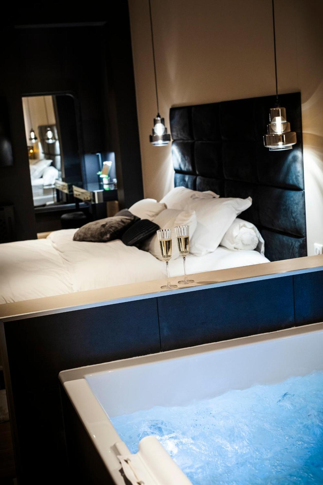 Hedone Suite De Luxe Et Spa Privatif 낭시 외부 사진